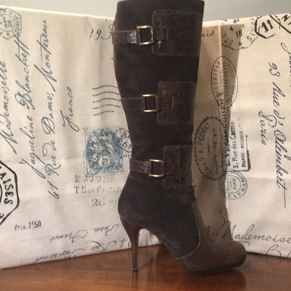 Max Studio Juniper Boots - Picture 1 of 4